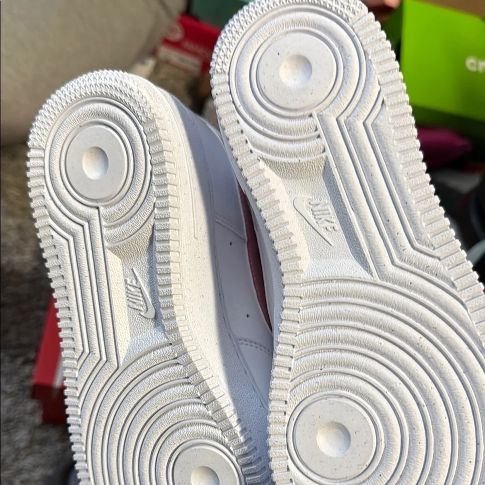 Nike White and Pink Air Force 1 Sneakers Classic Design - Picture 4 of 4